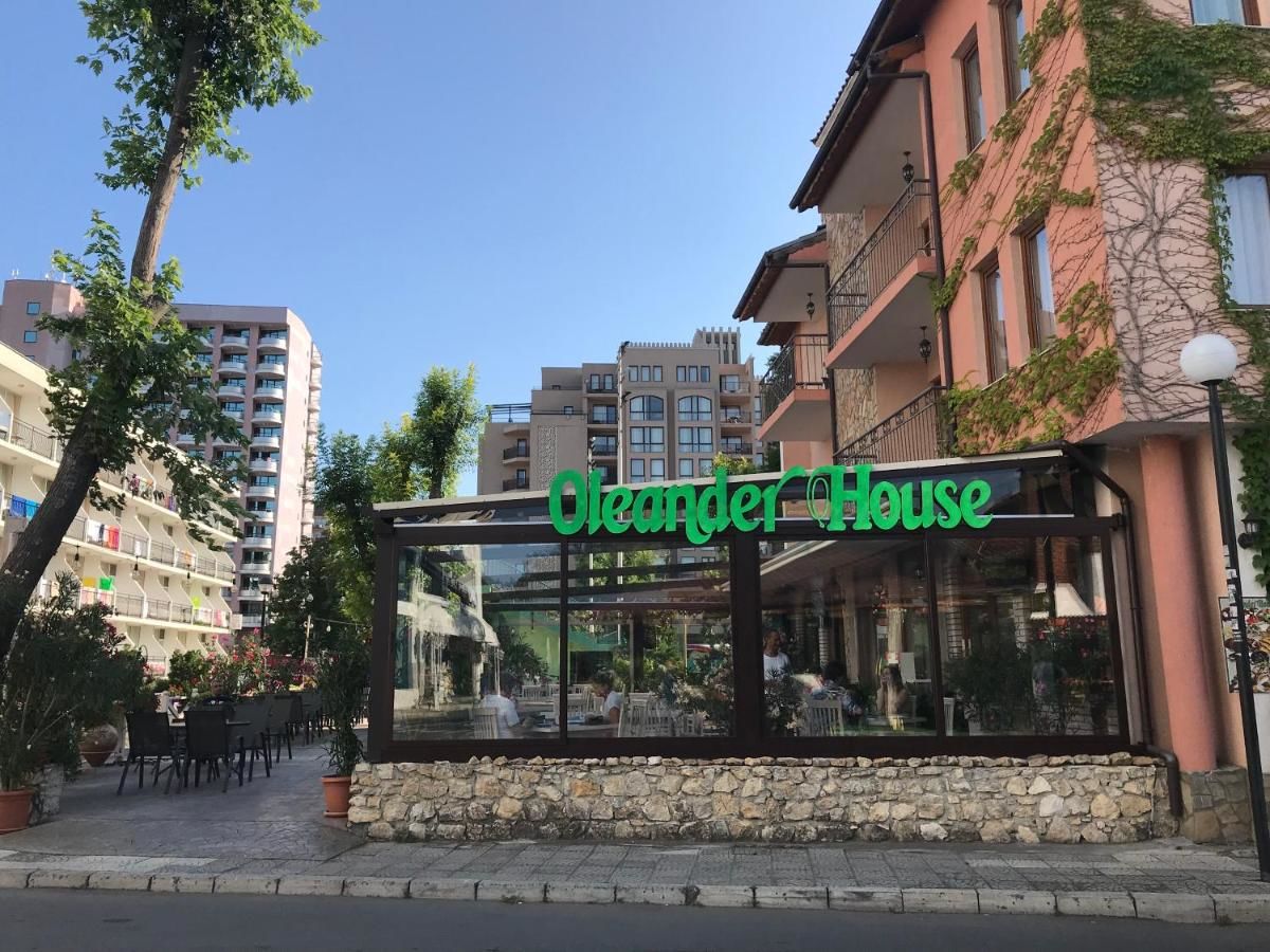 Отель Oleander House and Tennis Club Солнечный Берег-15