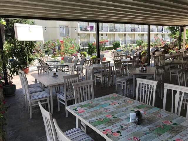 Отель Oleander House and Tennis Club Солнечный Берег-37